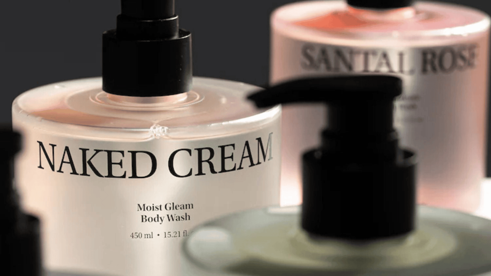 Objet by KUNDAL Moist Gleam Body Wash 450 ml i dofterna Naked Cream och Santal Rose – koreansk kroppsrengöring i pumpflaska.