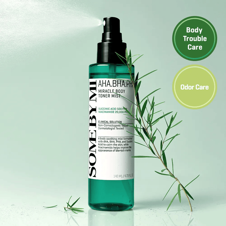 Some By Mi AHA BHA PHA Miracle Body Gesichtswasser Mist – exfolierendes Körperspray mit AHA, BHA und PHA, das hilft, Unreinheiten, Körperakne zu bekämpfen und die Hautstruktur zu verbessern.