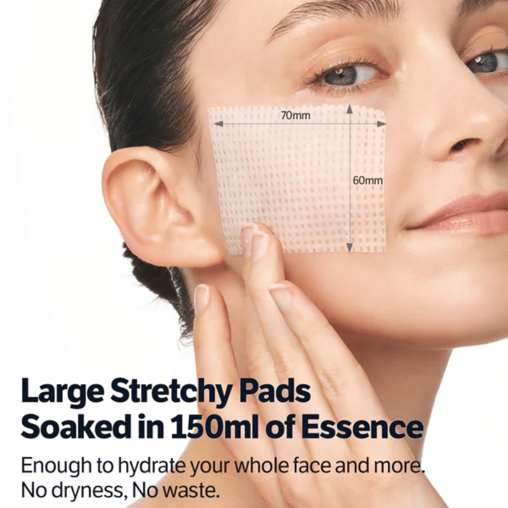 Gesichtspads mit Retinol und Kollagen, die entlang der Kieferlinie angewendet werden, um einen straffenden Effekt und eine verbesserte Hautelastizität zu erzielen