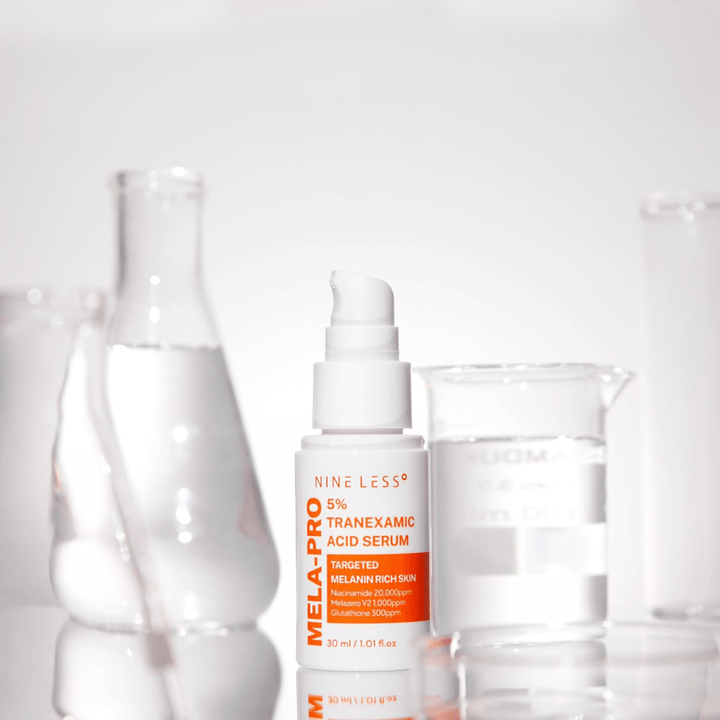 NINE LESS MELA-PRO 5% Tranexamic Acid Serum mit Tranexamsäure und Niacinamid, ausgleichendes Gesichtsserum für klarere Haut.