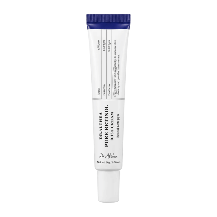 Freigestelltes Produktbild von Dr. Althea Pure Retinol 0.15% Cream vor weißem Hintergrund. Das minimalistische Tubendesign hebt den reinen und klinischen Ausdruck des Produkts hervor, während die Retinolkonzentration deutlich auf der Verpackung kommuniziert wird.