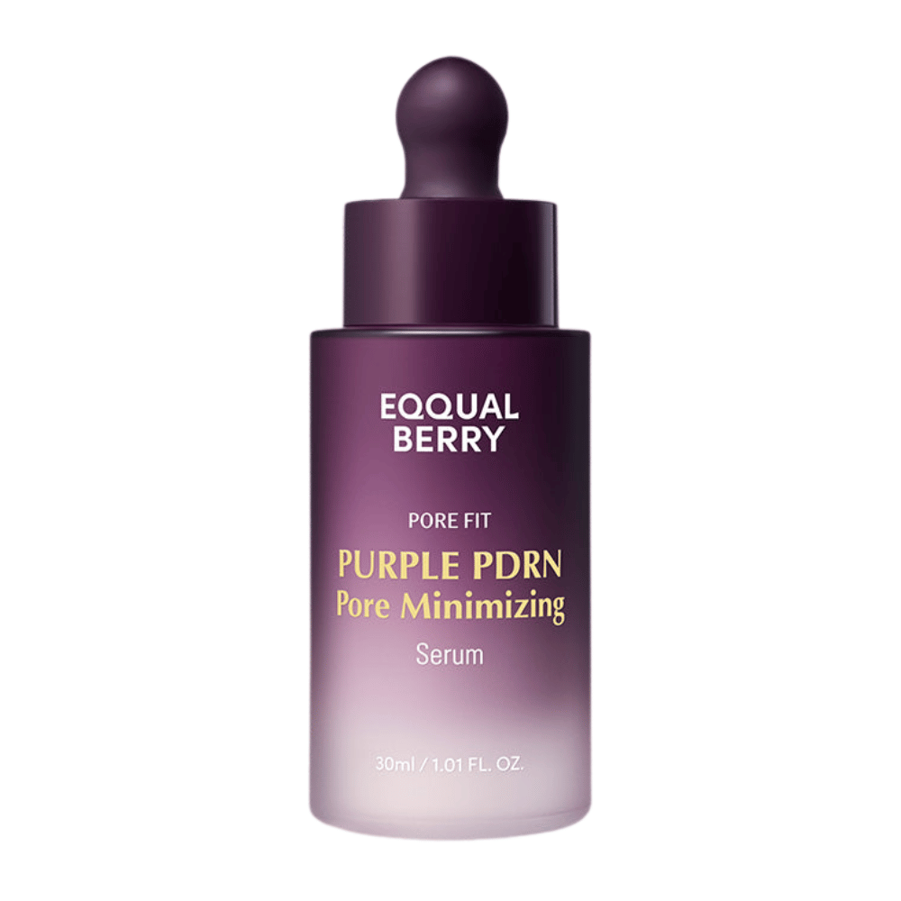 EQUAL BERRY Purple PDRN Pore Minimizing Serum in einer lila Glasflasche mit Pipette und weiß-gelbem Text auf weißem Hintergrund.