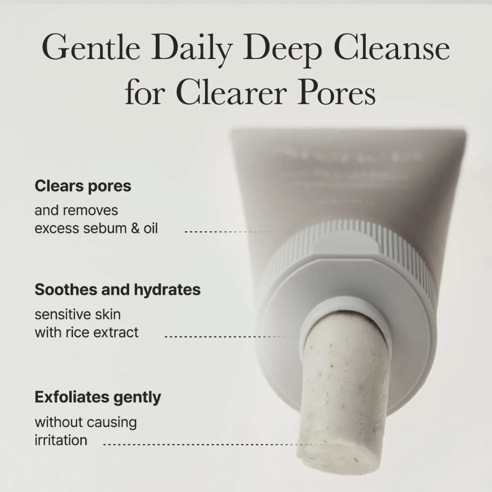 Informationsbild, das zeigt, wie Arencia Rice + LHA Pore Control Rice Cake Cleanser Poren reinigt, empfindliche Haut befeuchtet und sanft exfoliert, ohne Irritationen.