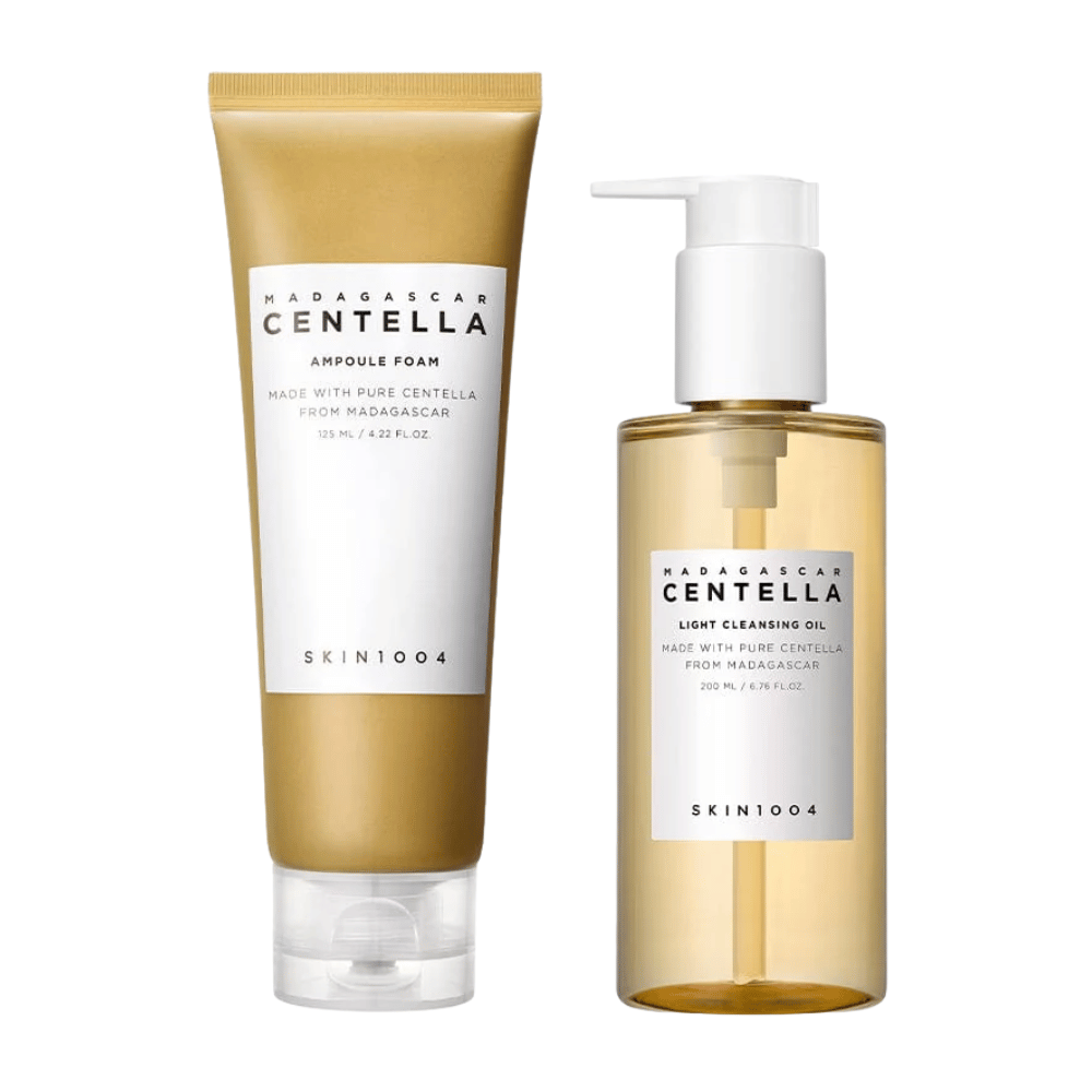 SKIN1004 Madagascar Centella Double Cleansing Duo Set mit Ampoule Foam in brauner Tube und Cleansing Oil in transparenter Pumpflasche, beide mit minimalistischen weißen Etiketten.