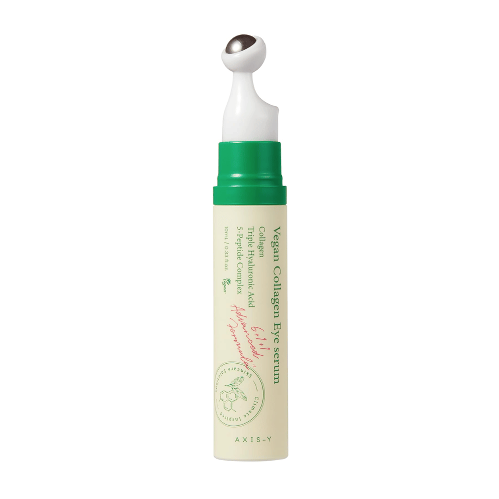 AXIS-Y Vegan Collagen Eye Serum 10ml mit einem grünen Applikator, entwickelt, um Falten zu reduzieren und den empfindlichen Bereich um die Augen mit Feuchtigkeit zu versorgen. Das Produkt enthält veganes Kollagen, Hyaluronsäure und ein 5-Peptid-Komplex, um intensive Pflege und Nährstoffe zu bieten.