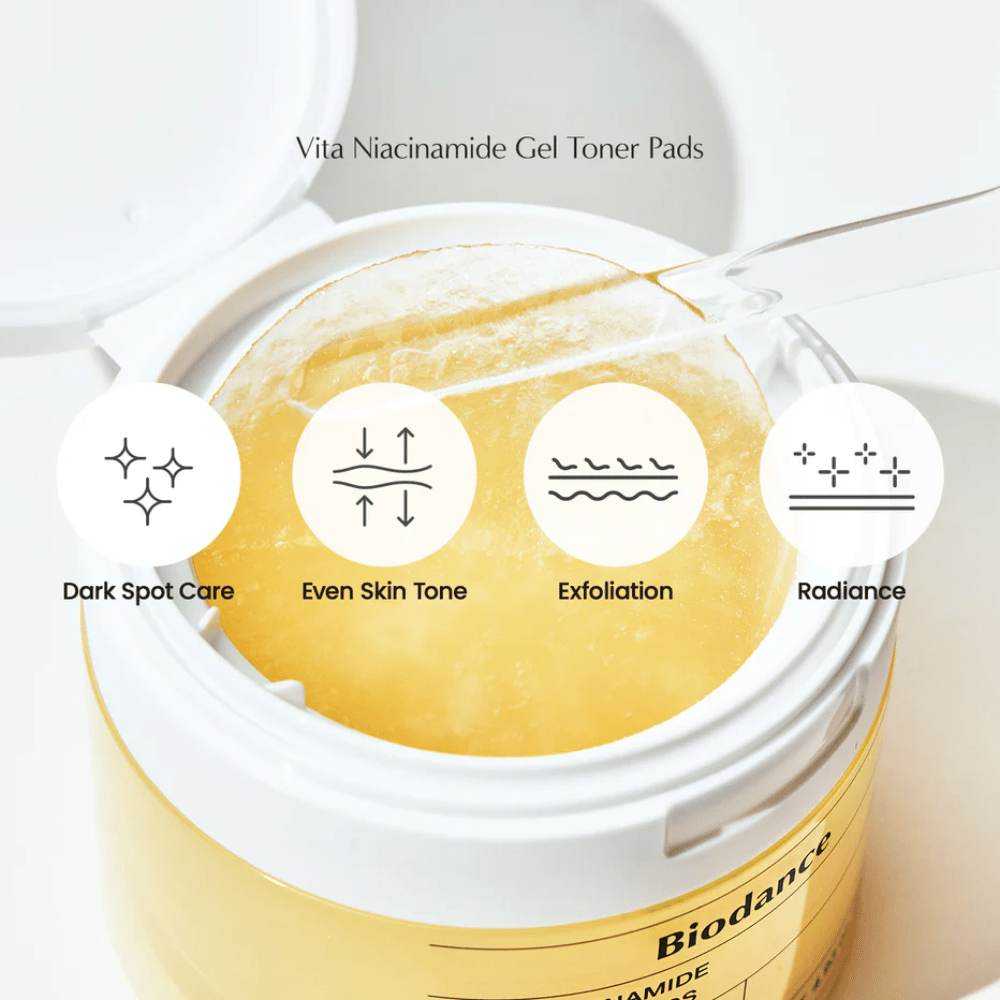 Biodance Vita Niacinamide Gel Toner Pads – Exfolierende Pads für einen gleichmäßigeren Hautton, Strahlkraft und Behandlung von dunklen Flecken, gezeigt in einem offenen Behälter mit Pinzette.