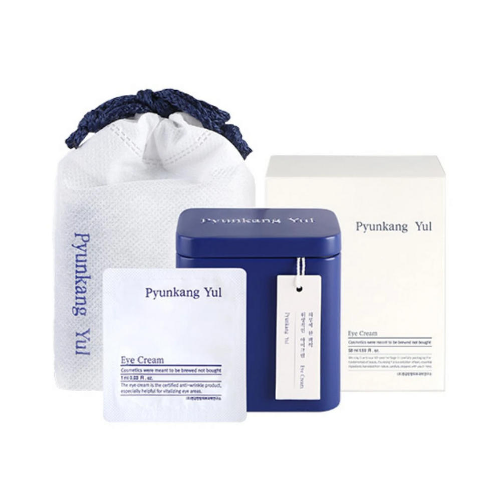Ein Paket mit einer blauen Tasche und einer weißen Schachtel für Pyunkang Yul Augencreme 1ml x 50St.